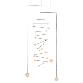 Få værtindegave inspiration eller julegaveideer til hende med unikke og håndlavede mobiler og uro fra Flensted Mobiles. Vores uroer og mobiler er perfekte som elegant brugskunst til hjemmet