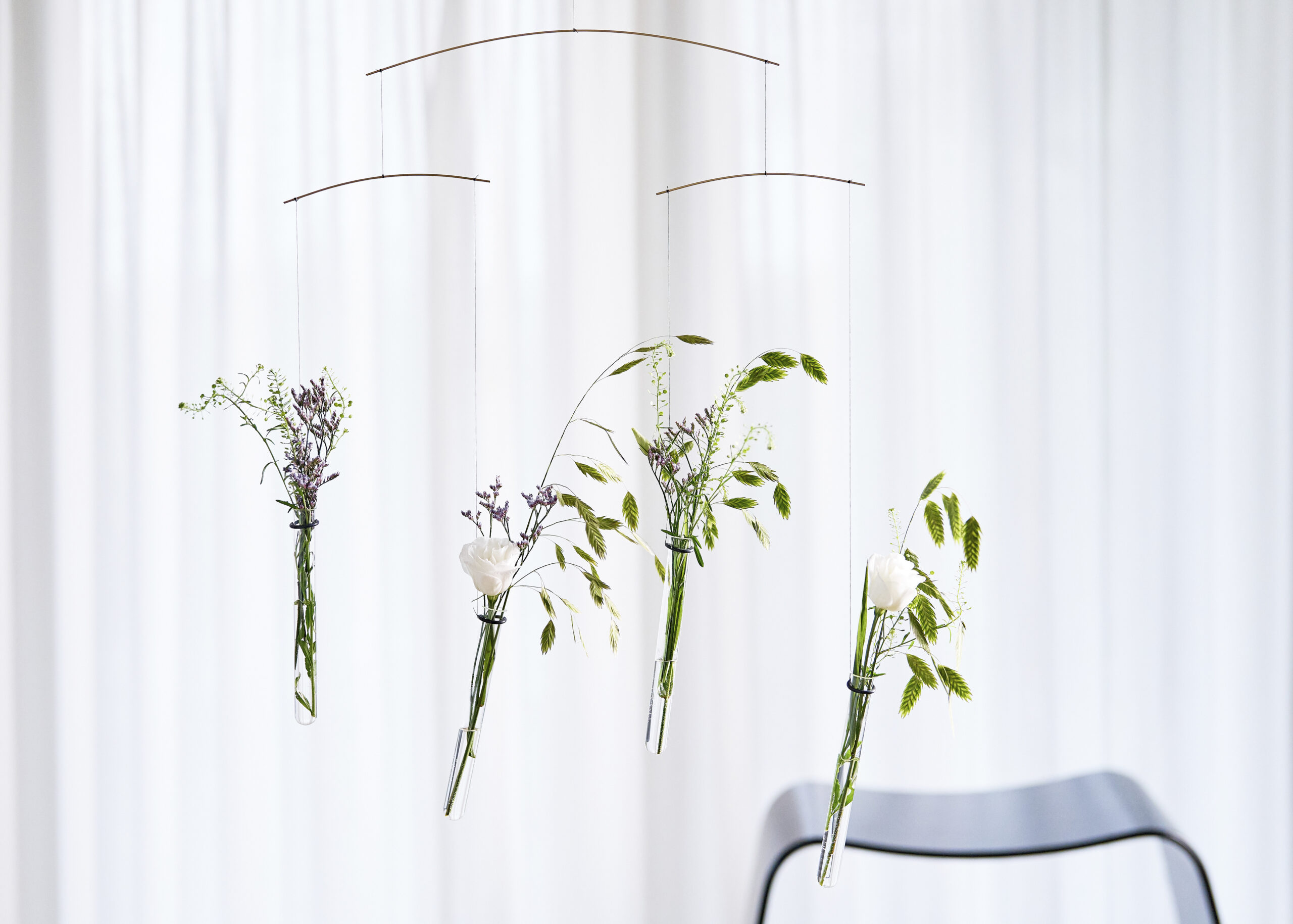 Køb uroer og mobiler hos Flensted Mobiles. Mobiler og uro er den perfekte gave til barnedåb, julegaver til ansatte, barselsgave til mor m.m. Søger du efter julegaveideer til hende eller fars dag ideer, så se vores udvalg