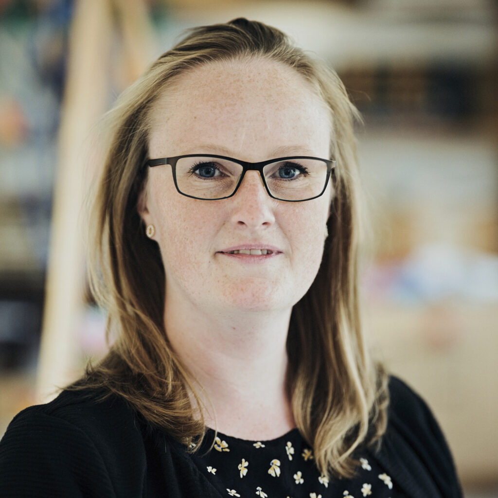 Køb uroer og mobiler hos Flensted Mobiles. Mobiler og uro er den perfekte gave til barnedåb, julegaver til ansatte, barselsgave til mor m.m. Søger du efter julegaveideer til hende eller fars dag ideer, så se vores udvalg